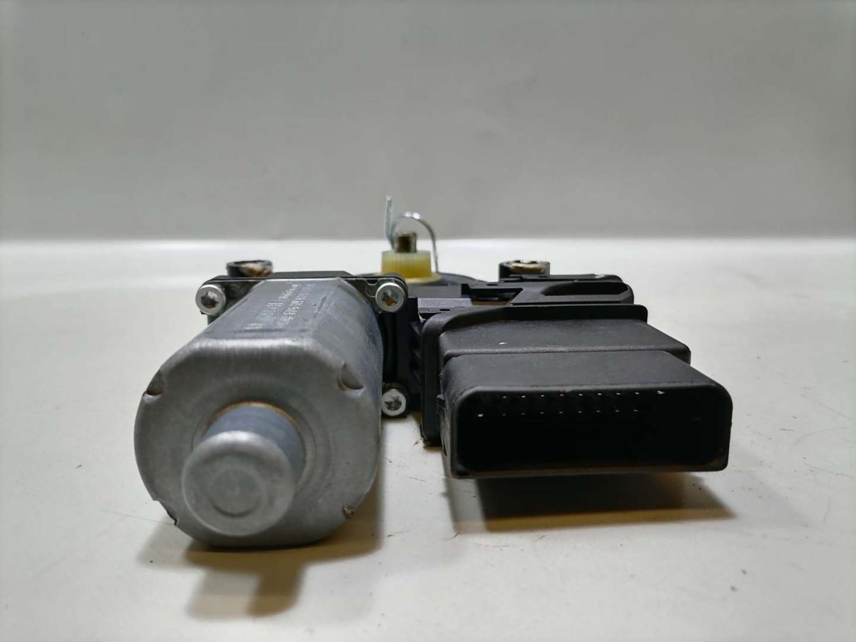 VW Golf Plus original Fensterhebermotor hinten rechts Bj.2011